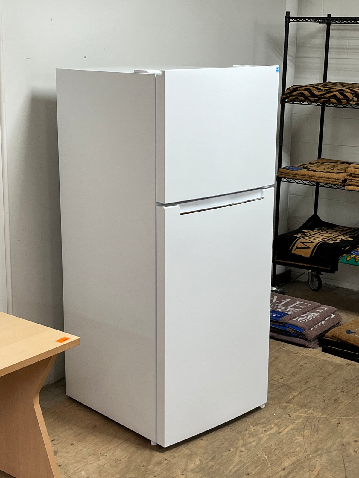 Element Appliance 17.6 Cu. Ft. Top Freezer Refrigerator White