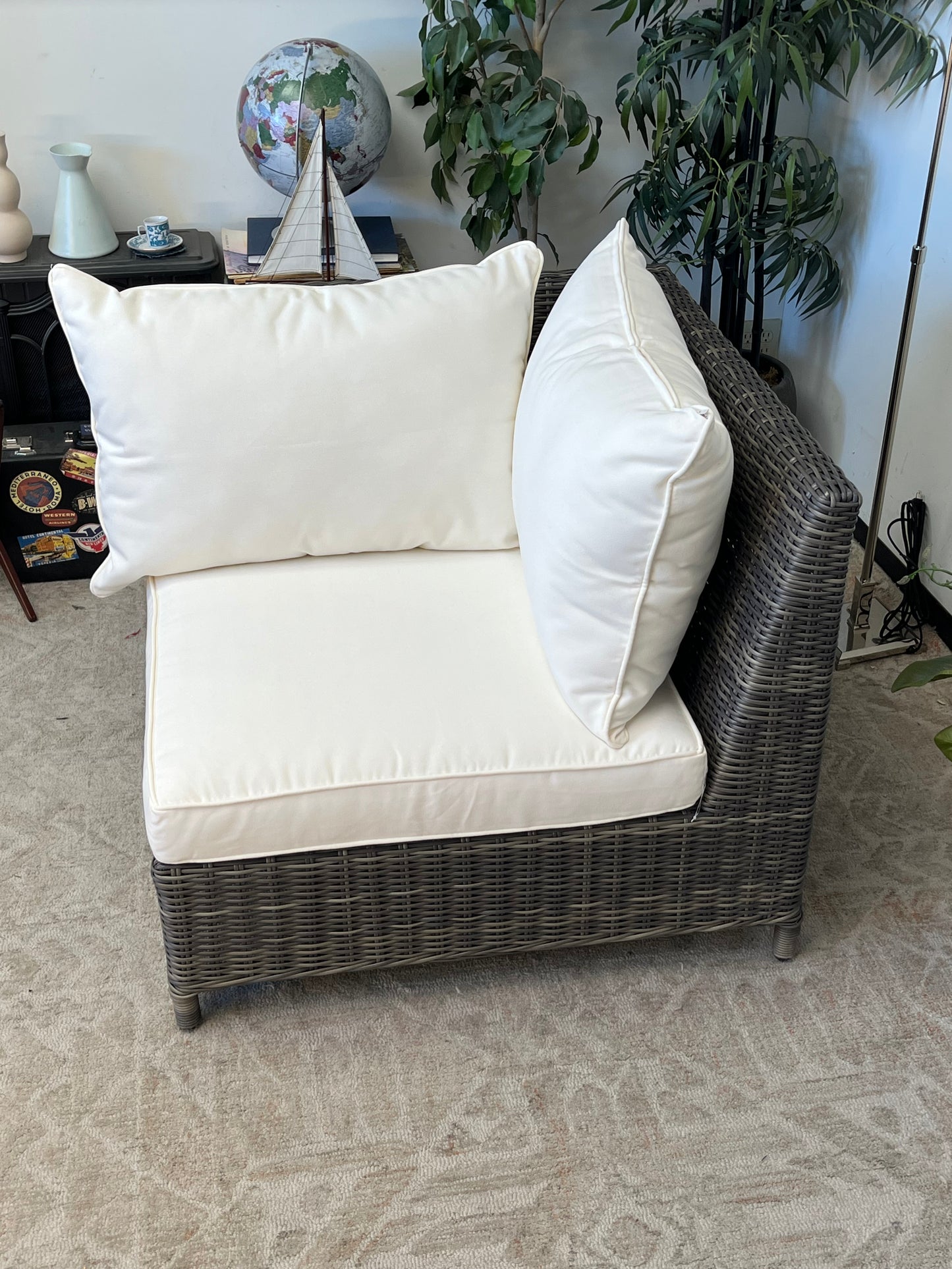 Outdoor Poly Rattan Gray Chair