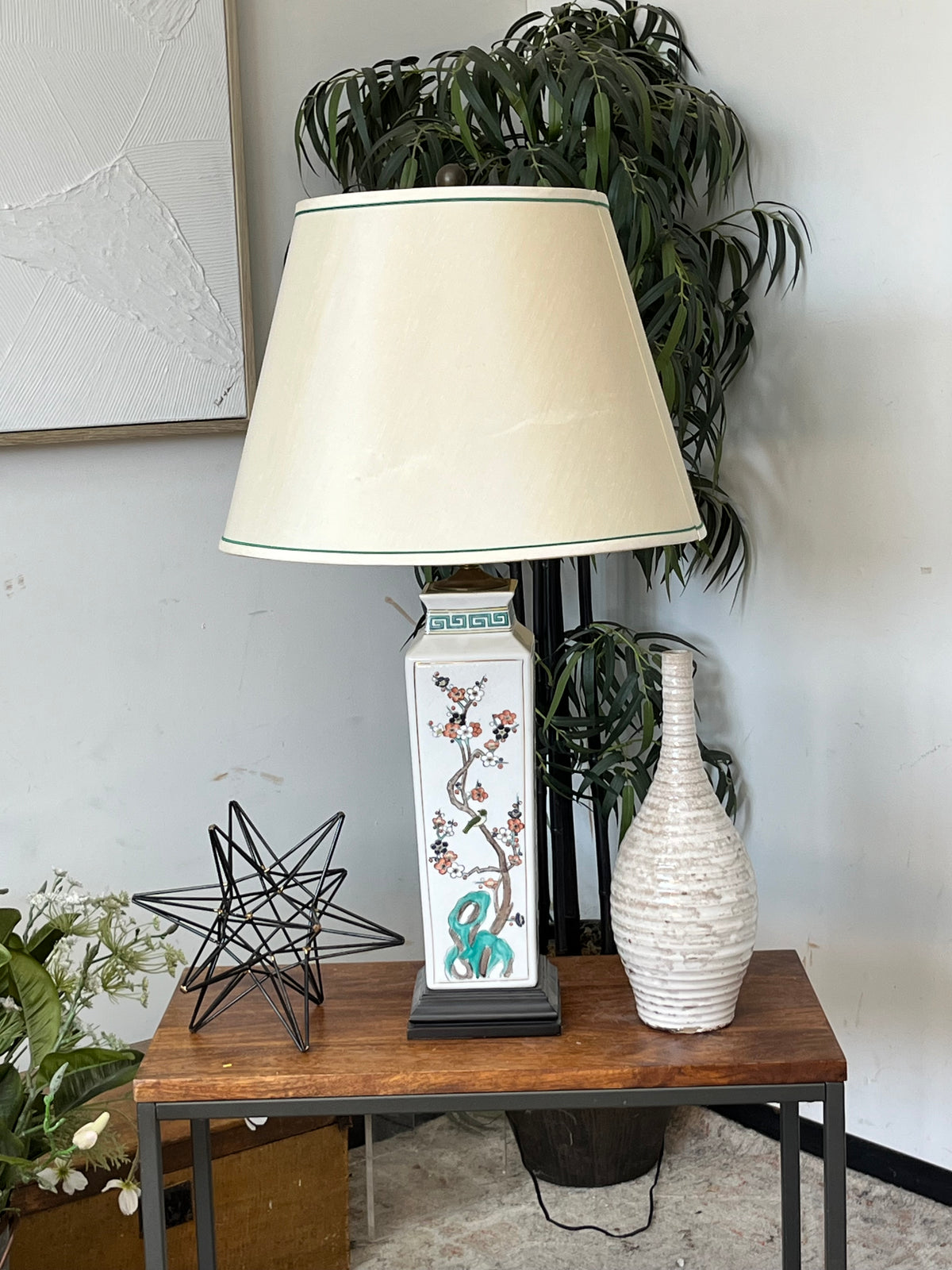 Vintage Chinoiserie Style Lamp