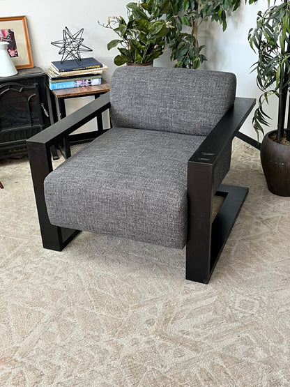 Modern Style Fuzzy Linen Accent Chair