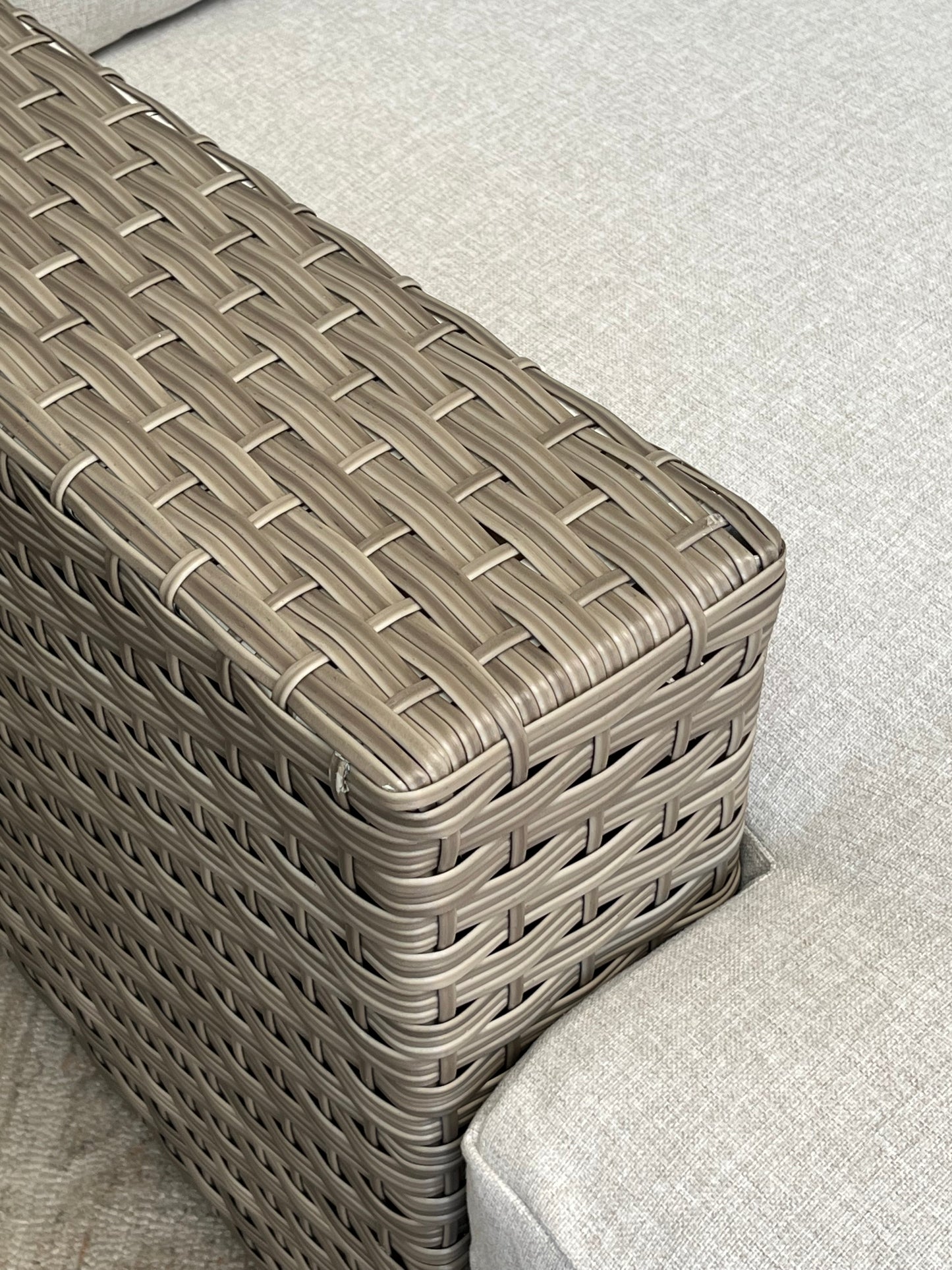 Outdoor Modern Chaise Lounge