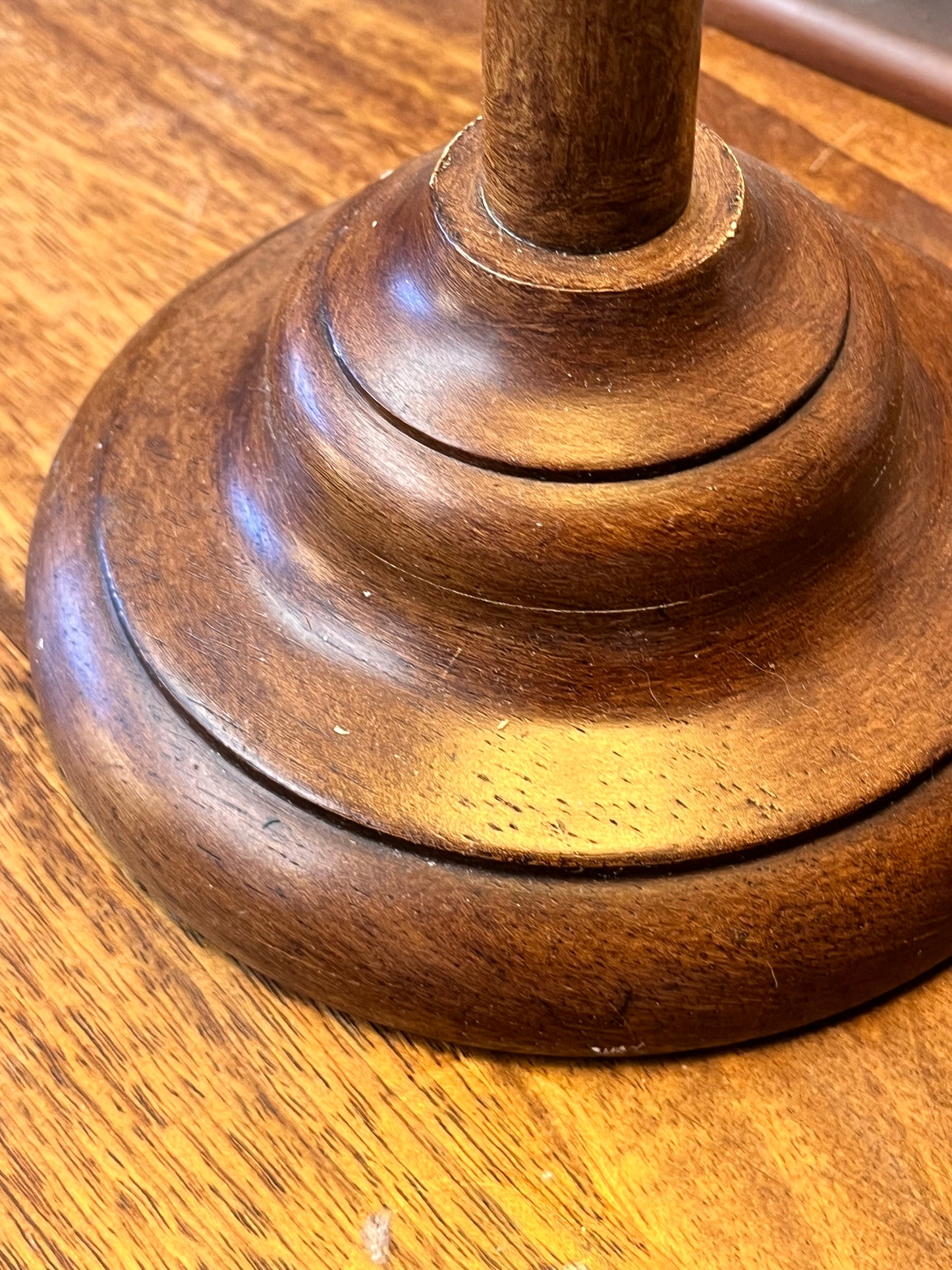 Vintage Style Wooden Table Lamp