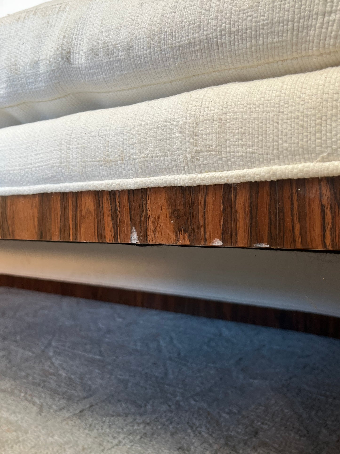 Kreiss Modern Round Back Sofa