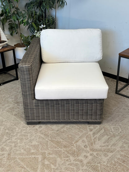 Outdoor Gray Rattan Right-Arm Seat
