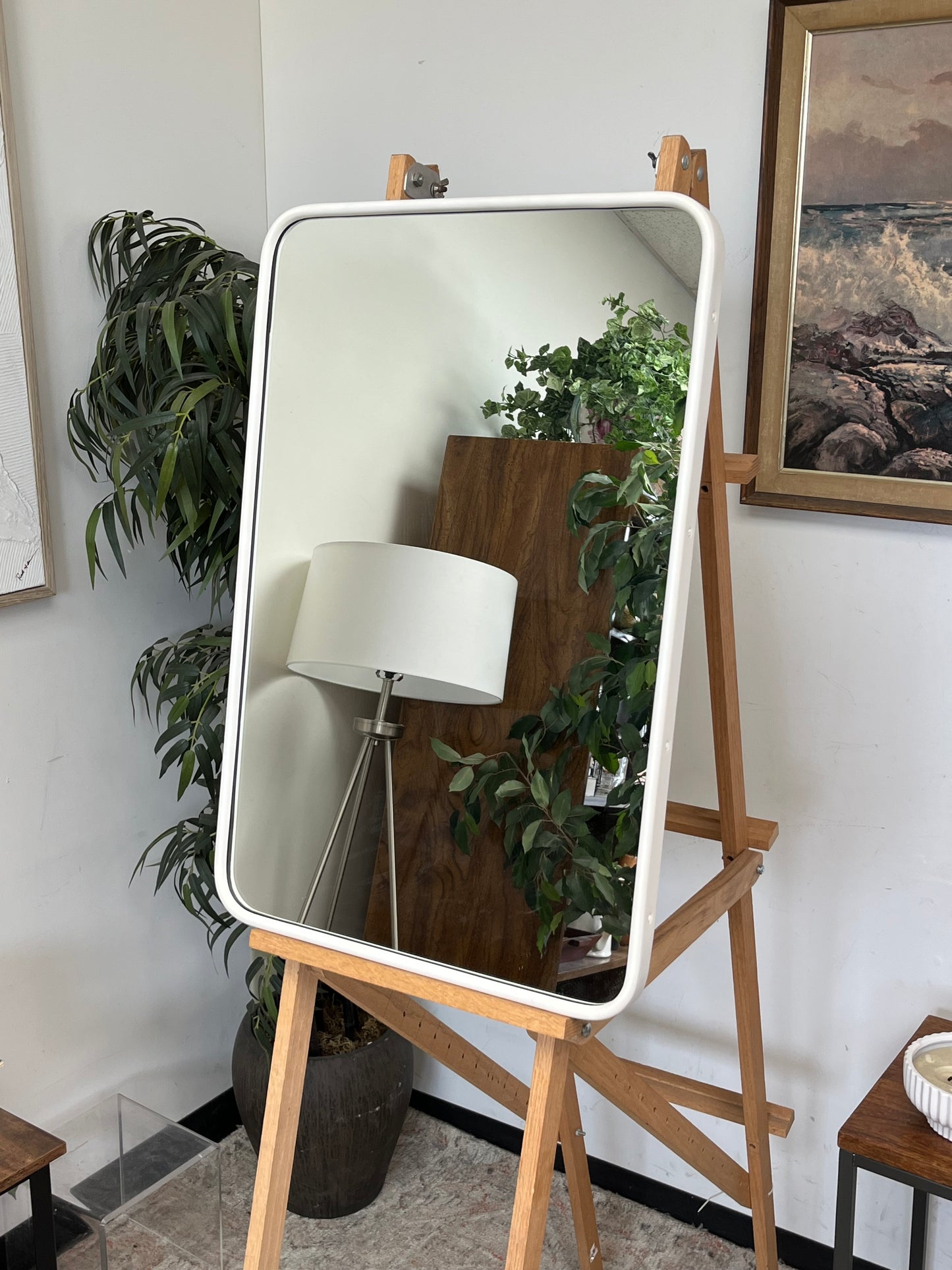 Modern White Rounded Edge Mirror