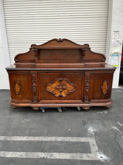 Traditional American Style Large Bar Buffet