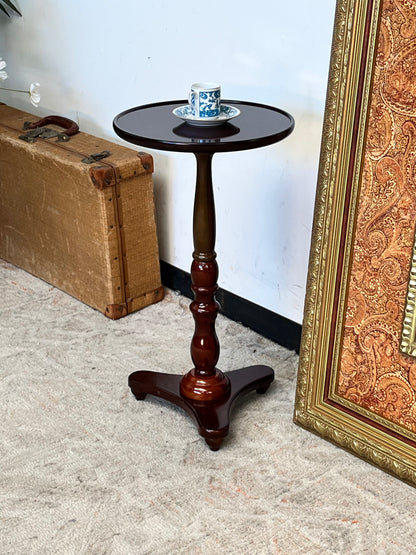 Bombay Company round 22" Side Table