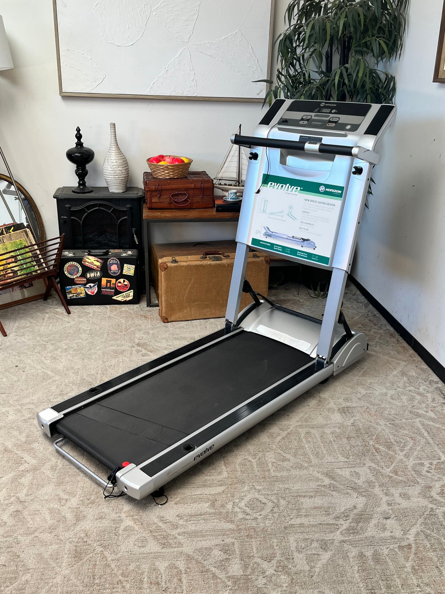 Horizon Evolve SG Compact Treadmill
