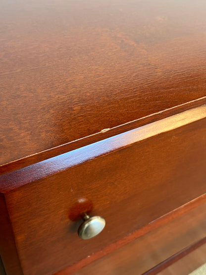 Traditional 6-Drawer Brown Dresser