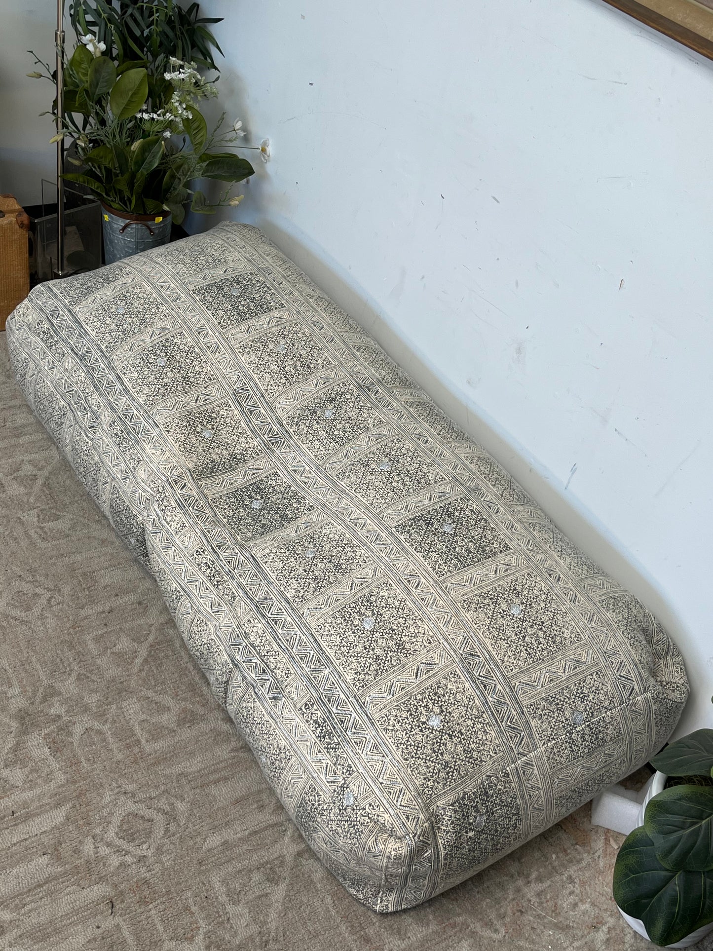 Moroccan Style Pouf Ottoman