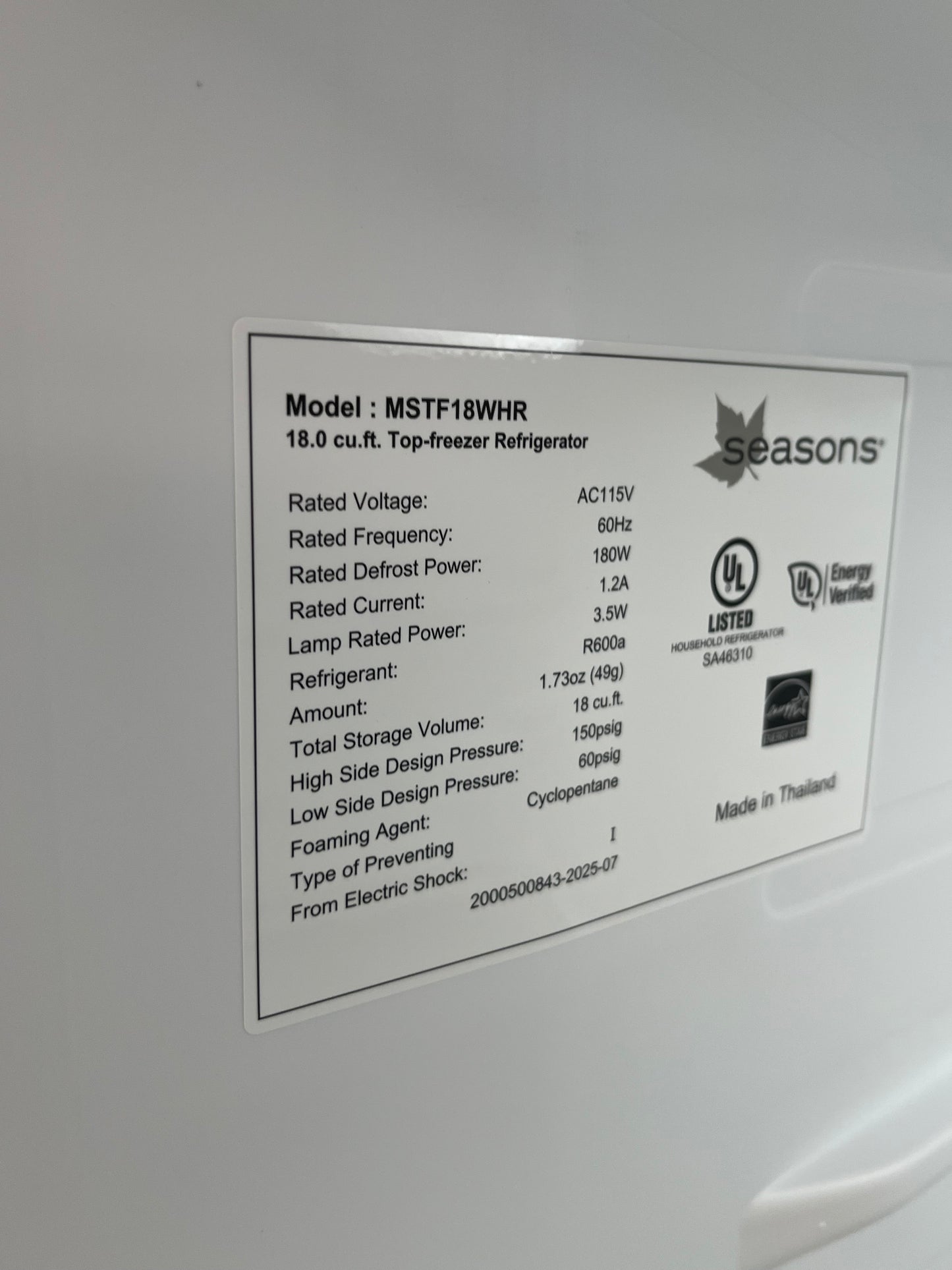 Seasons White 18 Cu. Ft. Refrigerator - Dented