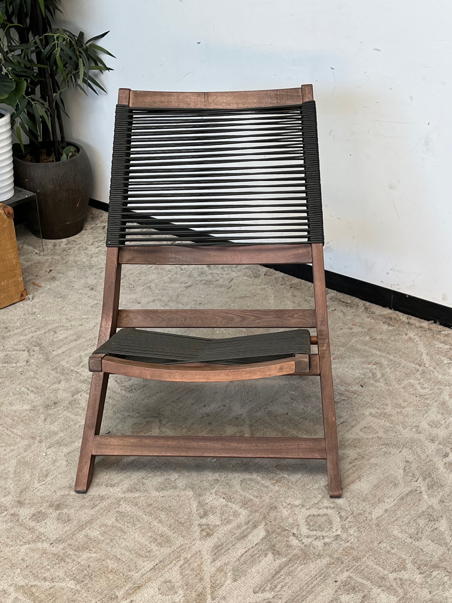 Outdoor Rope Back Armless Chair