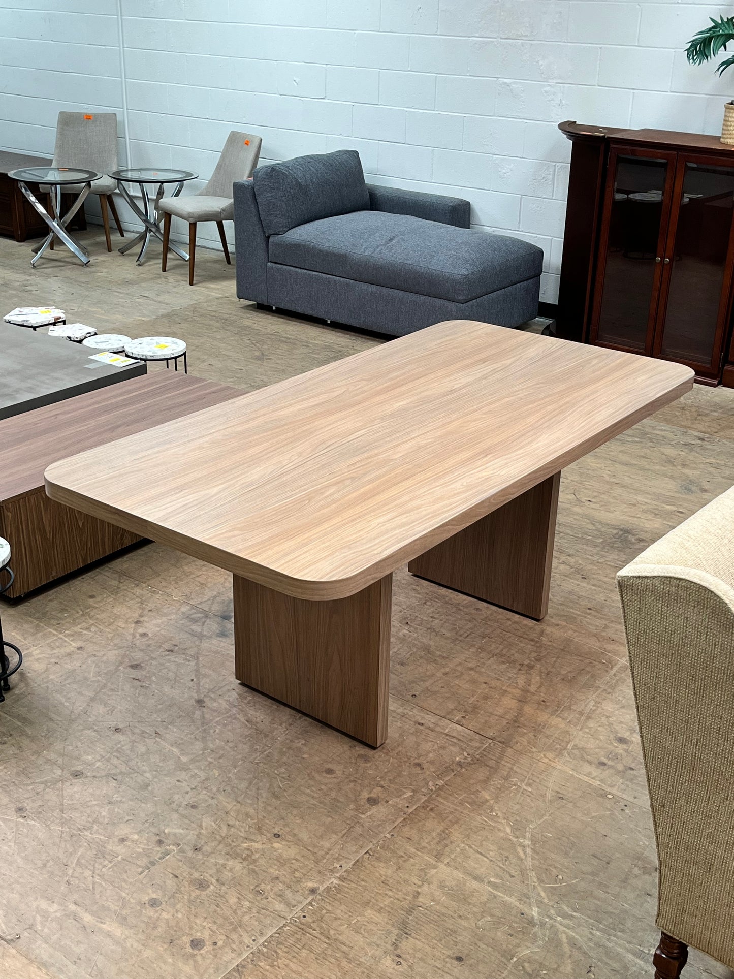 Modern Rounded Edge Dining Table