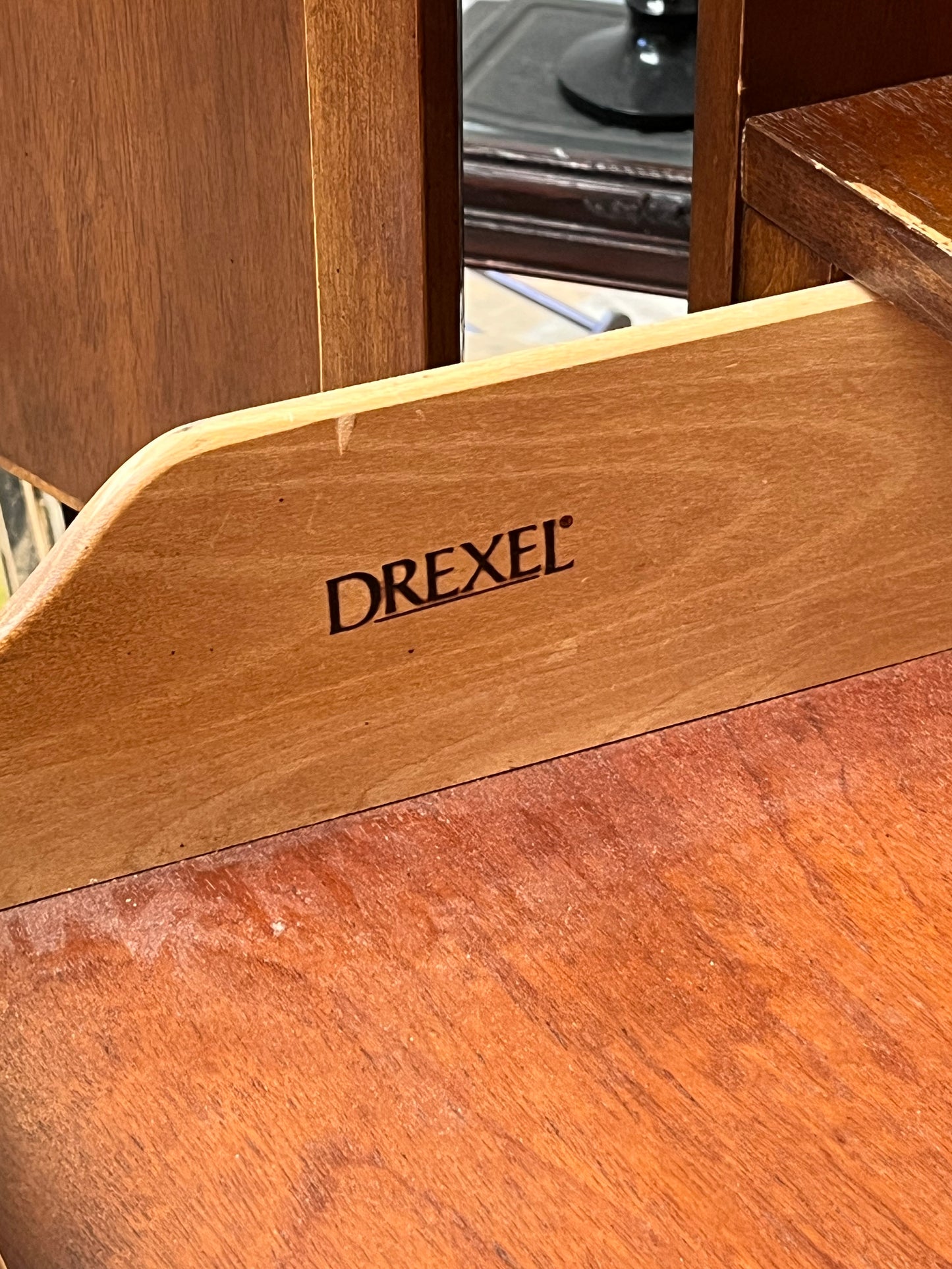 Drexel Vintage Traditional Devoncourt Armoire Wardrobe Closet