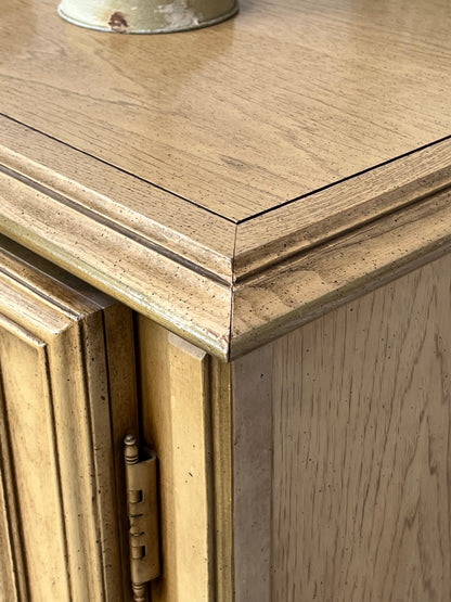 Baroque Style 5-Drawer Dresser Armoire