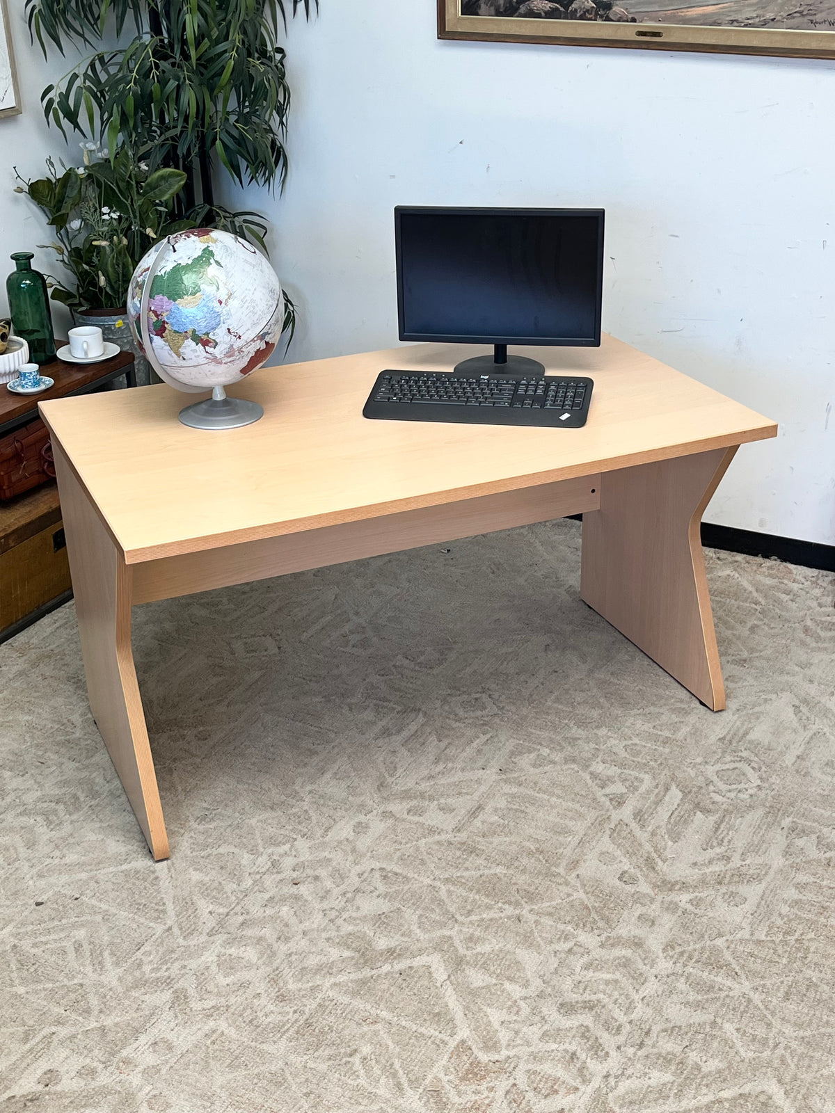 Modern Style Office Desk