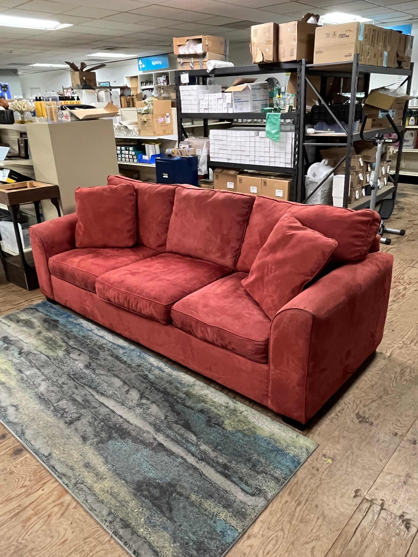 Havertys Traditional Style Red Sofa