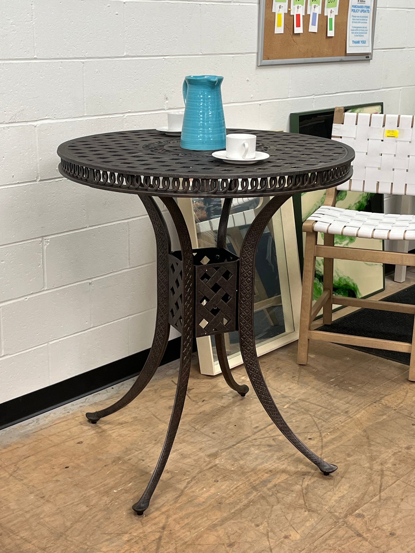 Outdoor Tall Round Patio Table