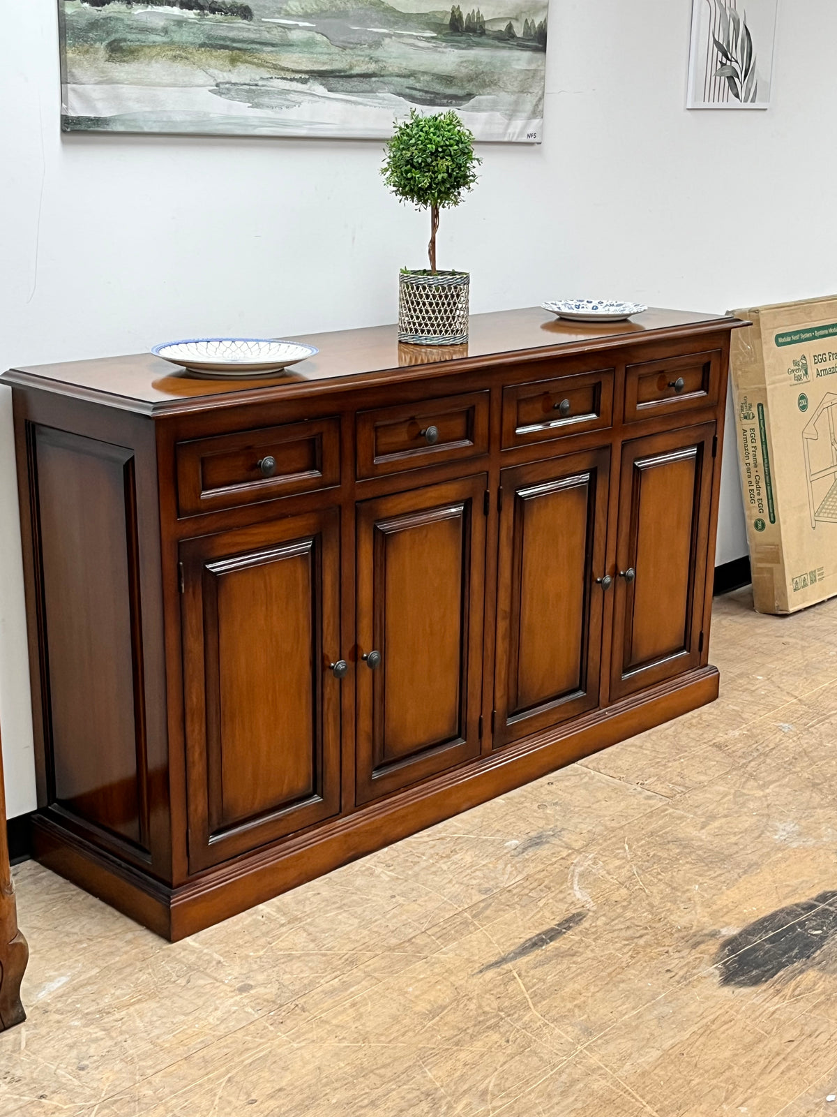 Traditional Style Wooden Buffet