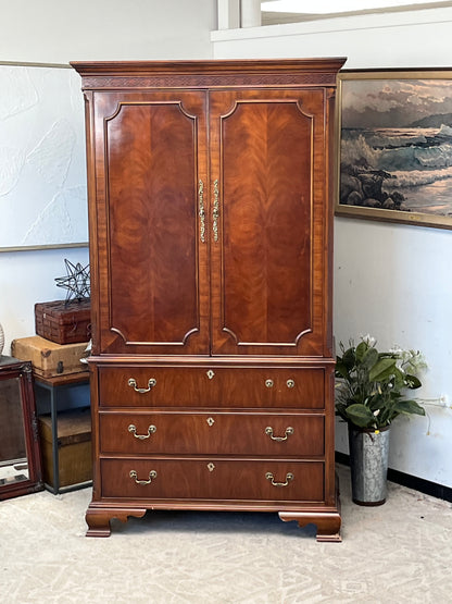 Drexel Vintage Traditional Devoncourt Armoire Wardrobe Closet