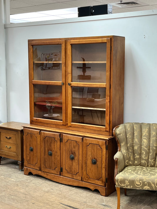 Traditional Style 57" Buffet & Hutch Large Cabinet