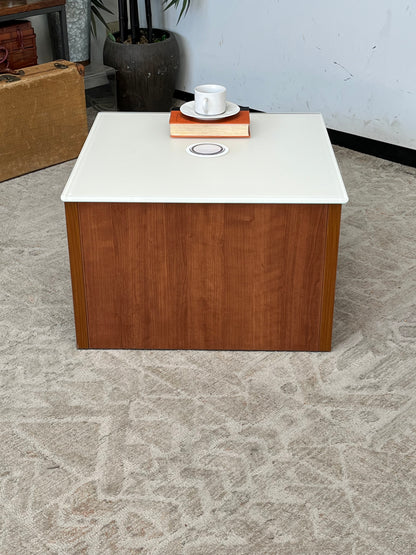 Modern side Table w/ Charging Port