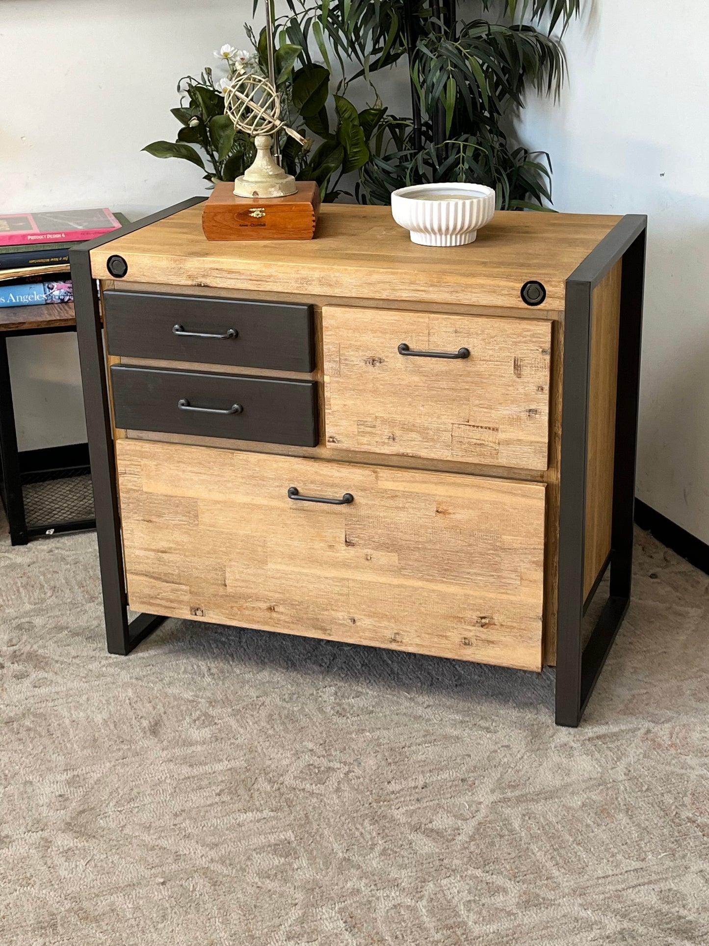 Rustic Style 4-Drawer Cabinet