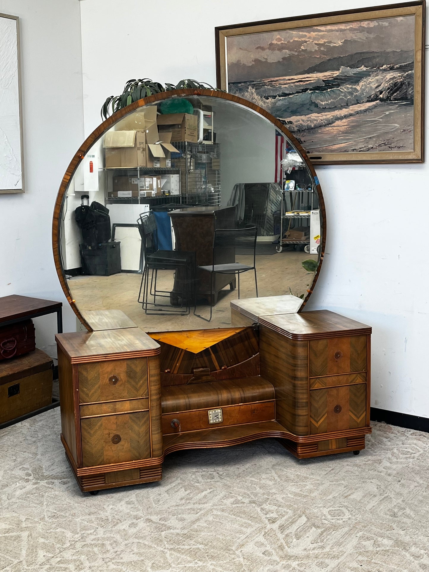 Art Deco Vintage Vanity w/ Mirror