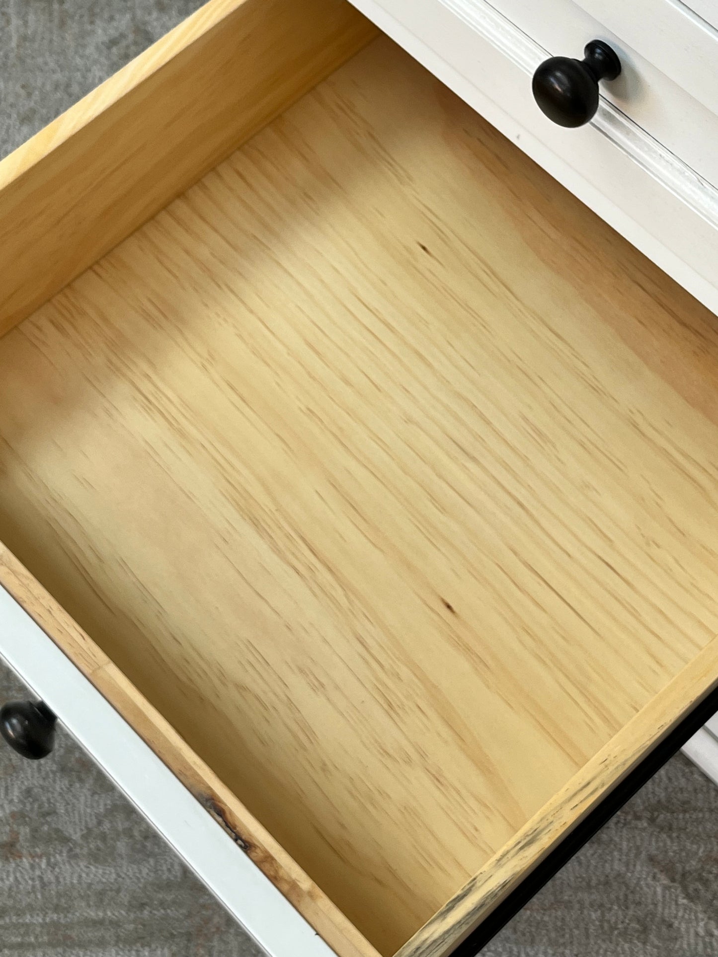 Modern Single 3-Drawer Cabinet - Missing Top