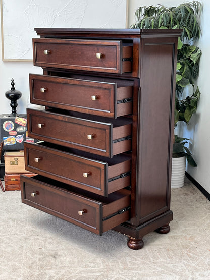 Ashley Furniture Wooden 5 Drawer Dresser