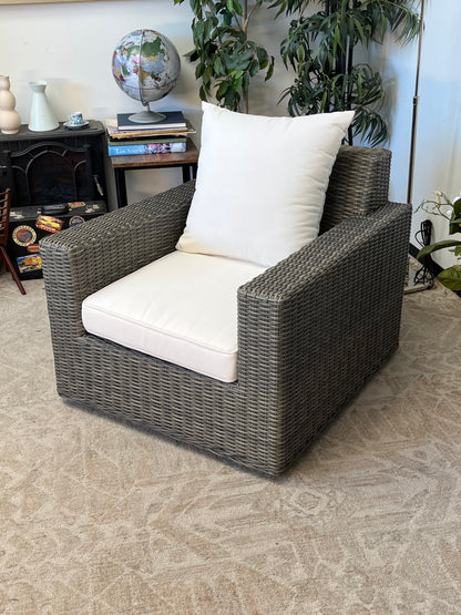 Outdoor Poly Rattan Gray Swivel Chair