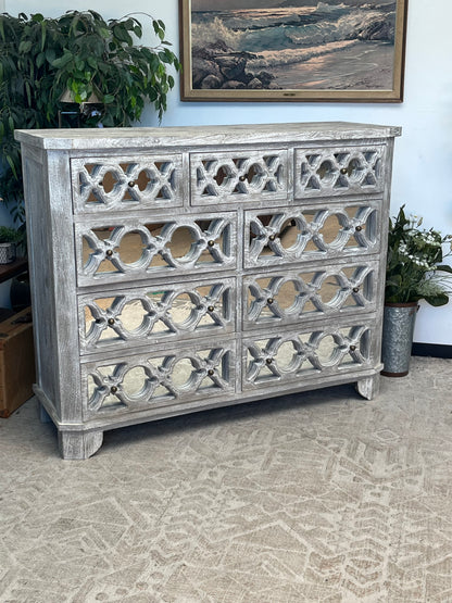 Furniture of America Gray Wooden Dresser