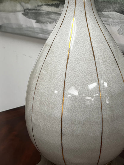 Teardrop Style Table Lamp