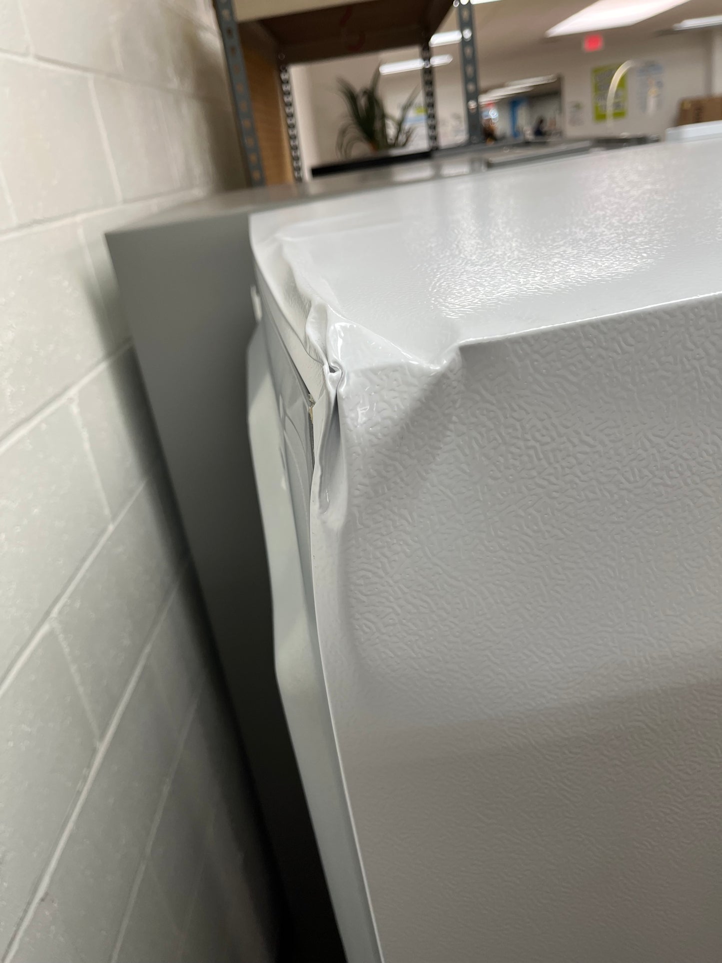 Seasons White 18 Cu. Ft. Refrigerator - Dented