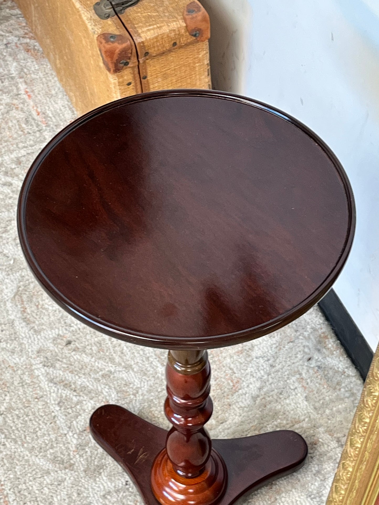 Bombay Company round 22" Side Table