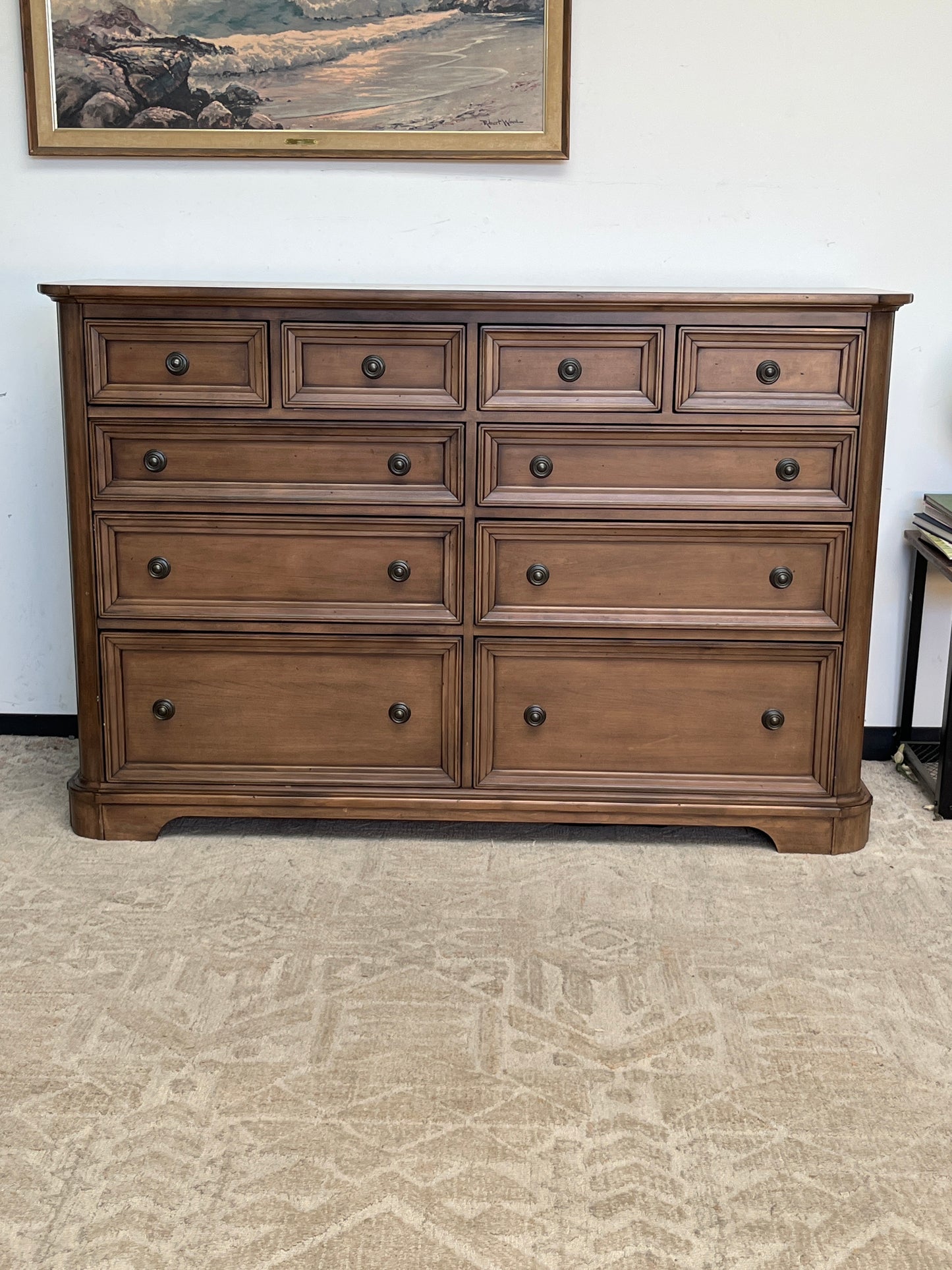 Whittier Furniture 10-Drawer Dresser