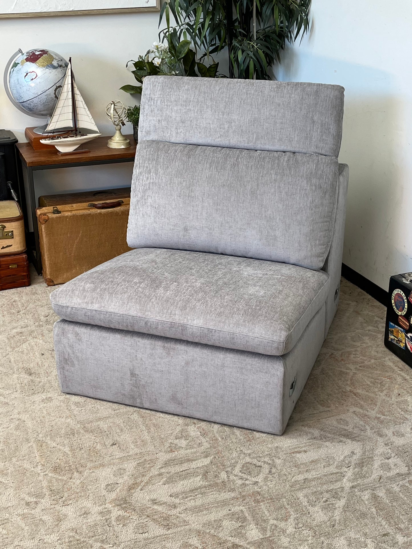 Armless Single Gray Linen Chair