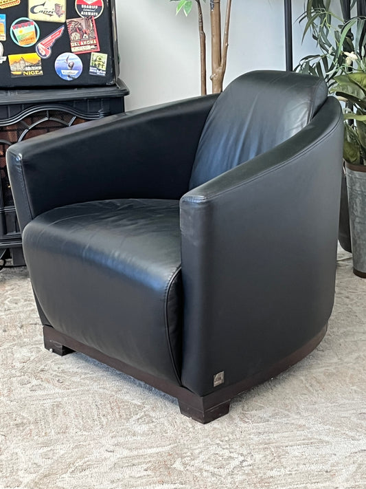 Calia Italia Style Black Leather Sofa Chair