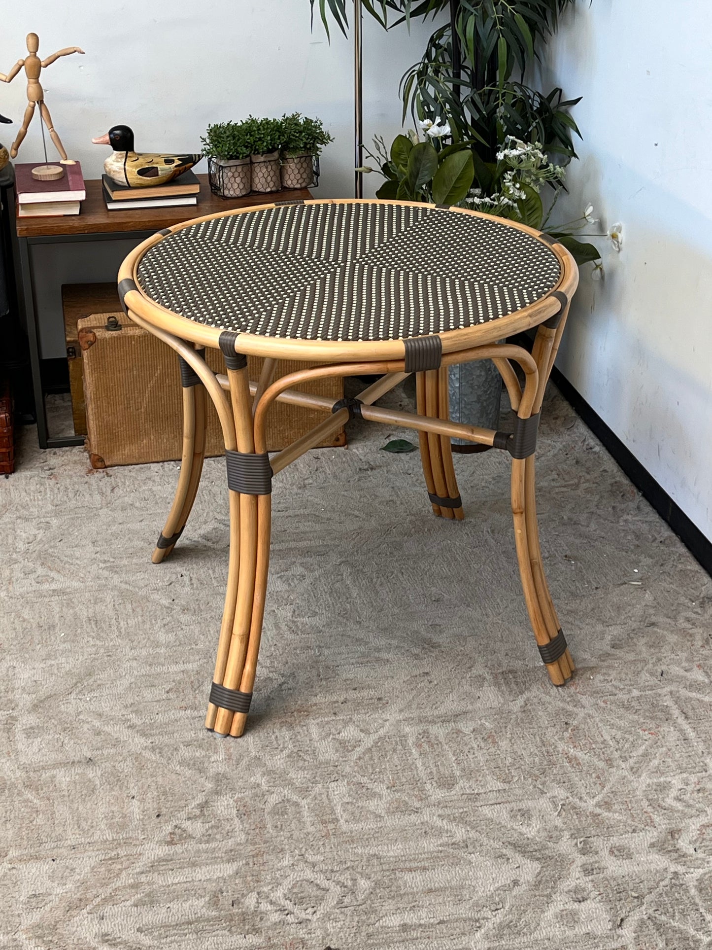 Outdoor Poly Rattan Patio Table