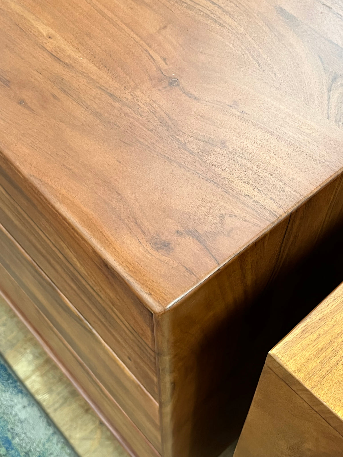 Mid Century Style 6-Drawer Dresser