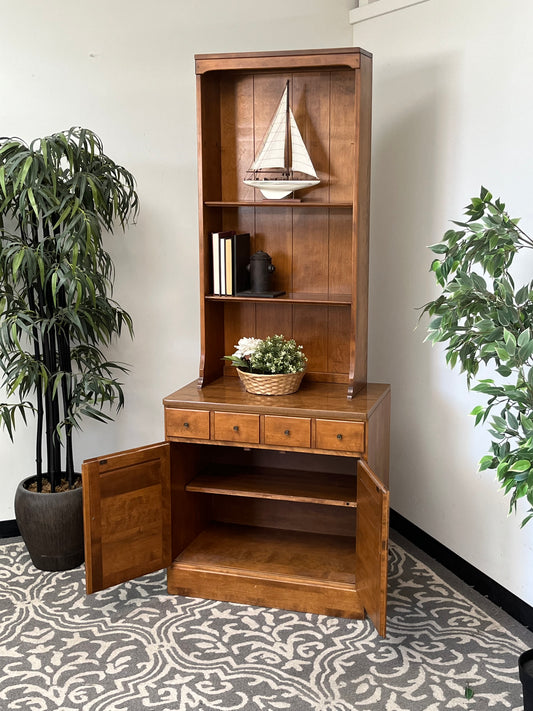 Ethan Allen Mis-Matched Hutch With Cabinet