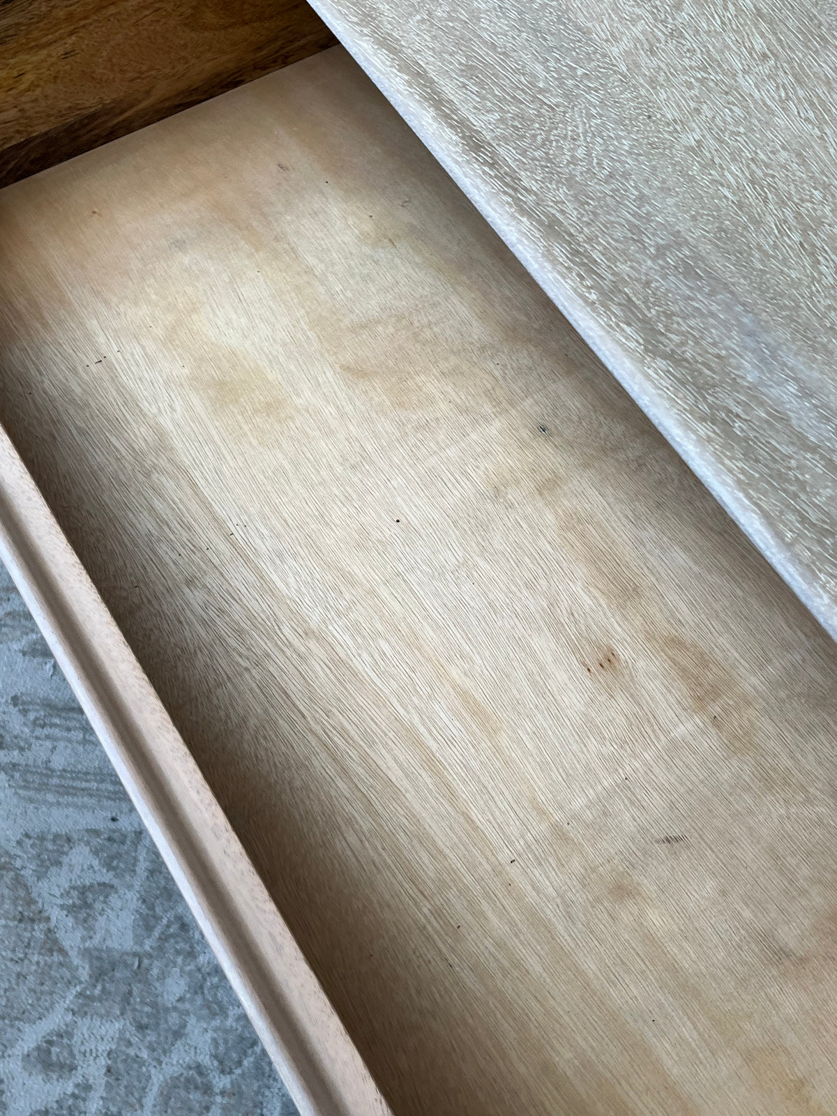 Farmhouse Style 6-Drawer Dresser