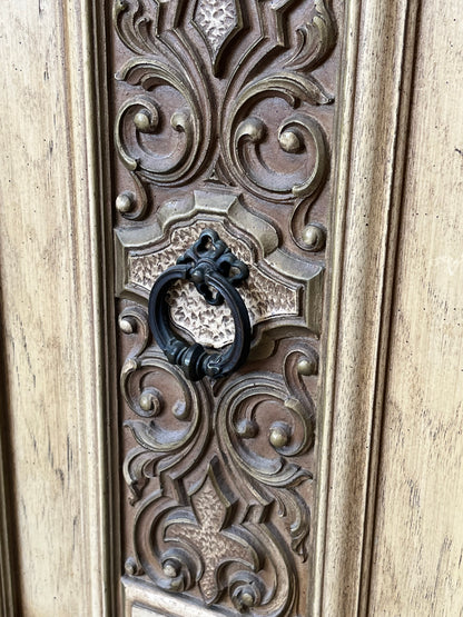 Baroque Style 5-Drawer Dresser Armoire