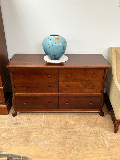 Traditional Style 6-Drawer Dresser