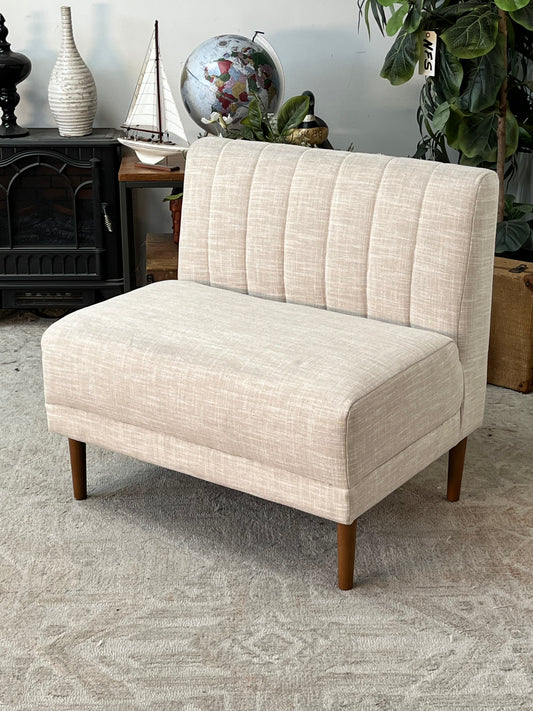Modern Armless Linen Seat
