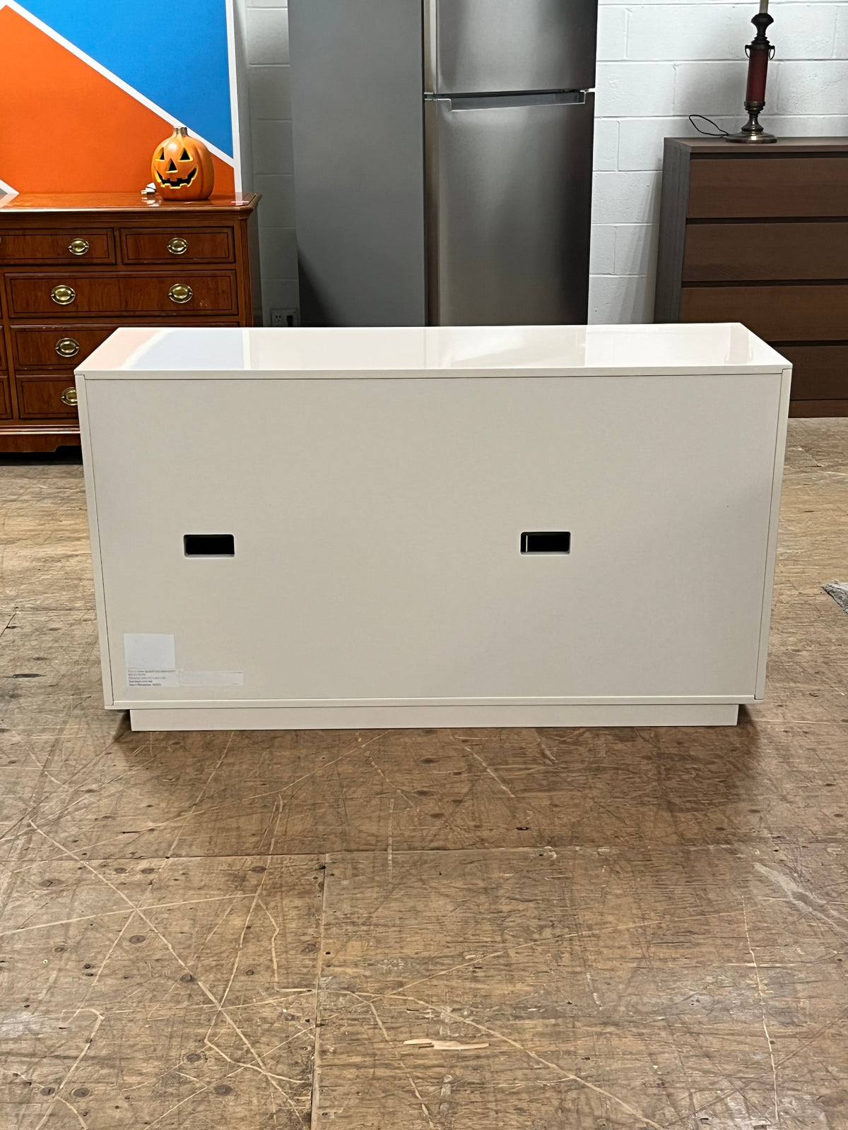 Modern Magnetic Door Buffet Cabinet