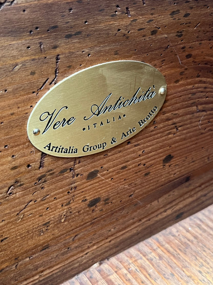 Vere Antichità 4-Drawer Dresser