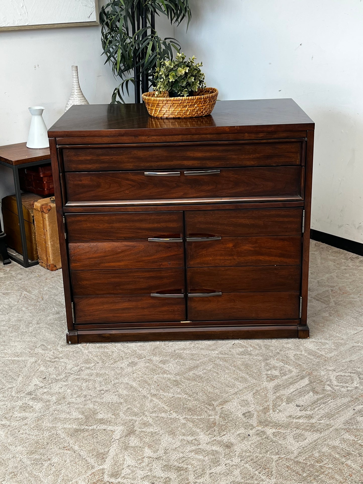 Modern Writing Desk w/Storage