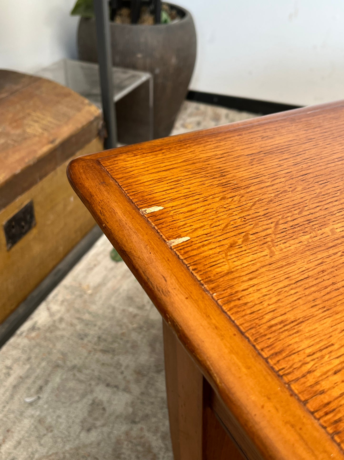 Traditional Coffee Table w/ Drawers