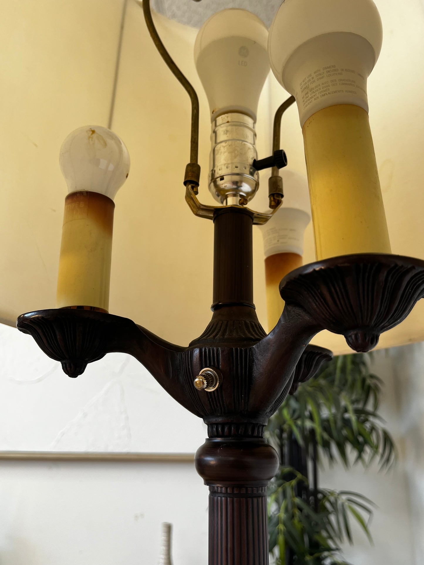 Traditional Style 67" Floor Lamb